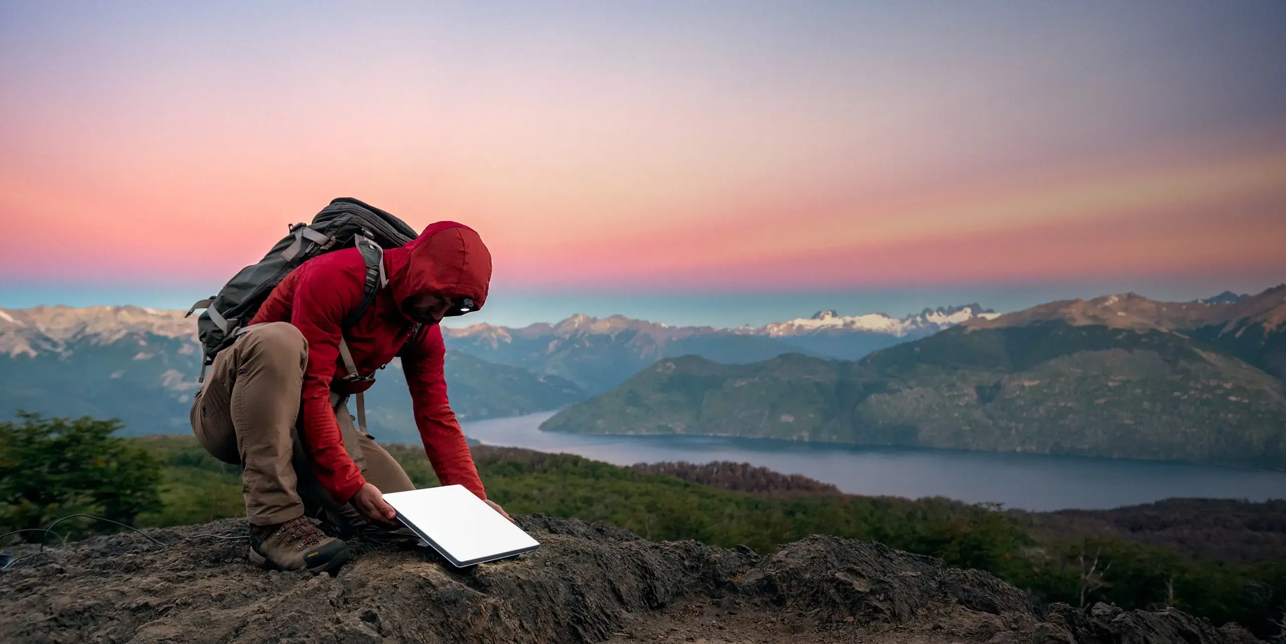 تصویر منتشر شده در صفحه اصلی استارلینک مربوط به استارلینک مینی - تهران استارلینک -  فروش استارلینک در تهران و سراسر ایران